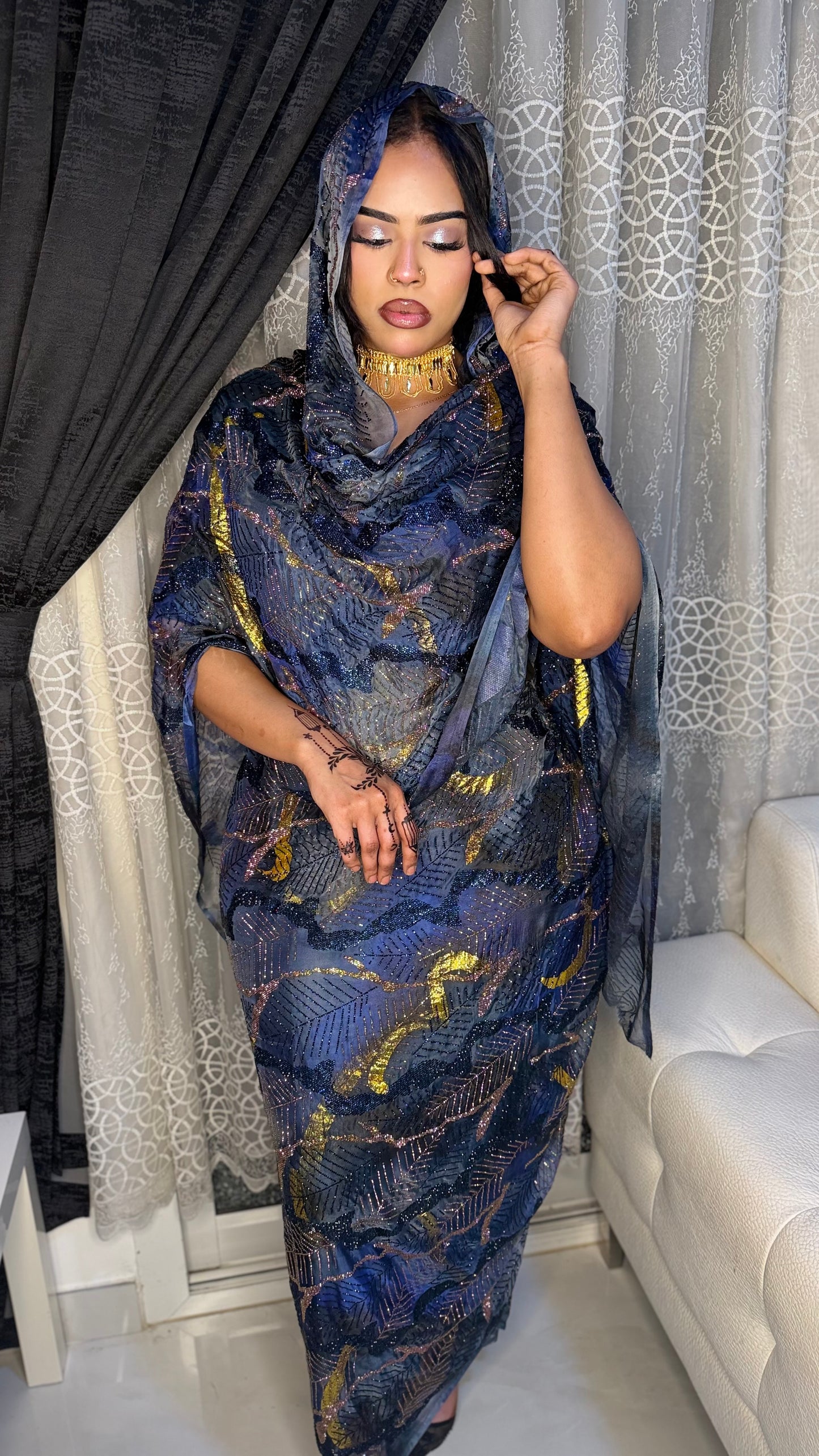 اصيلة كحلي توب