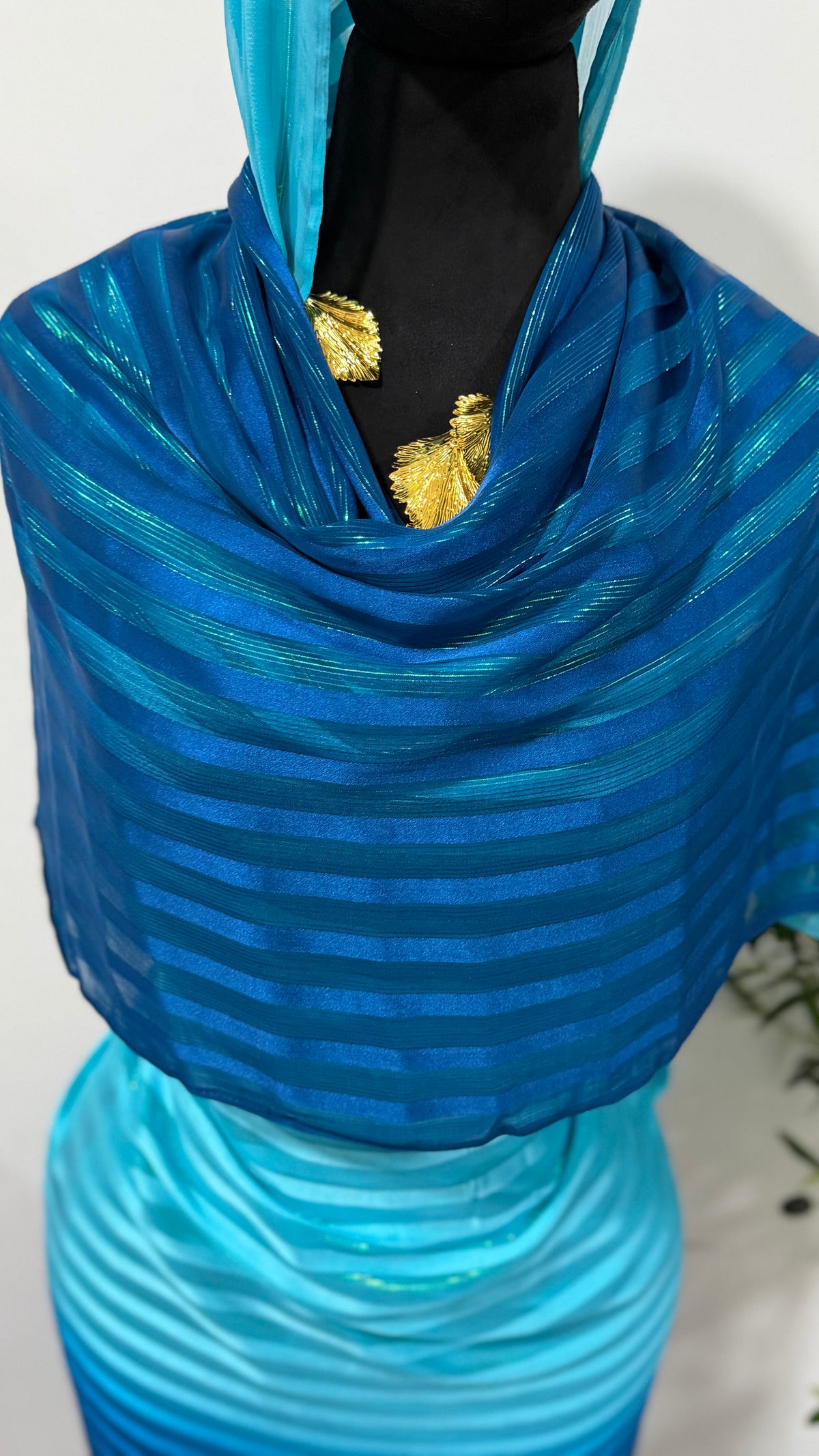 موج ازرق توب