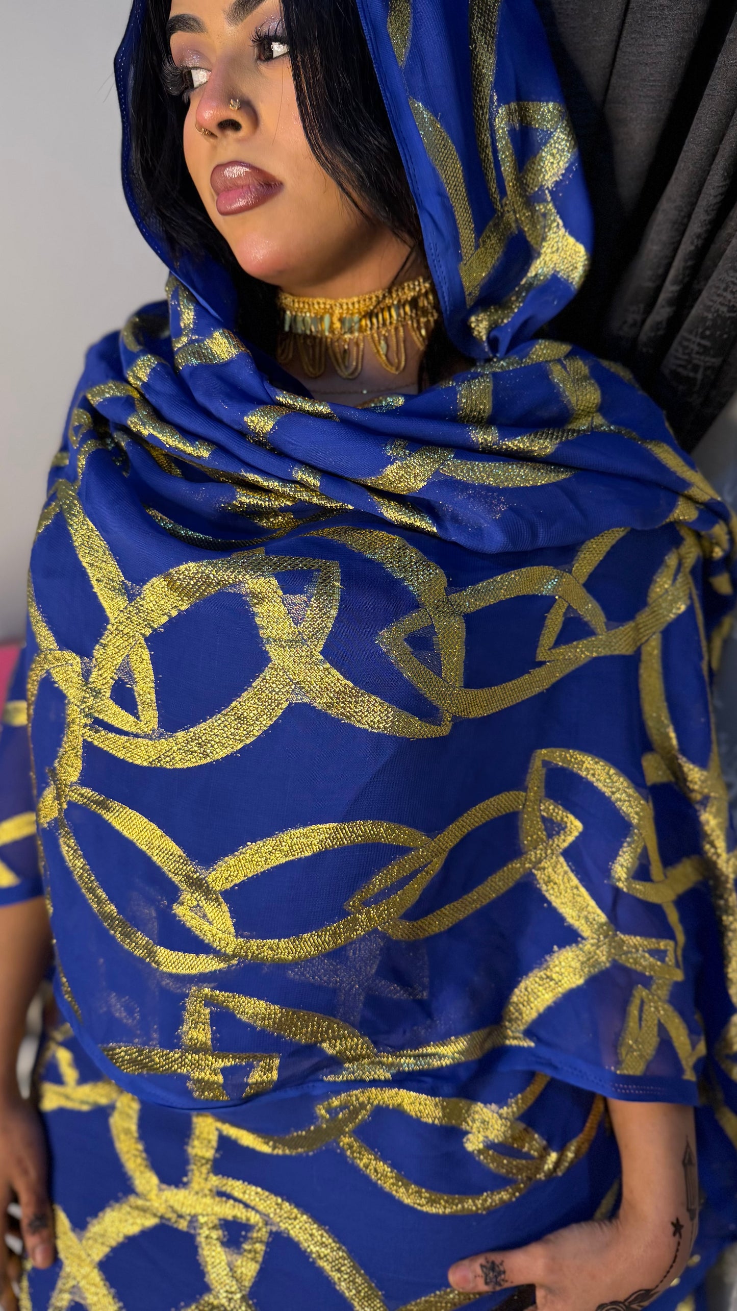 غالية رويال بلو توب